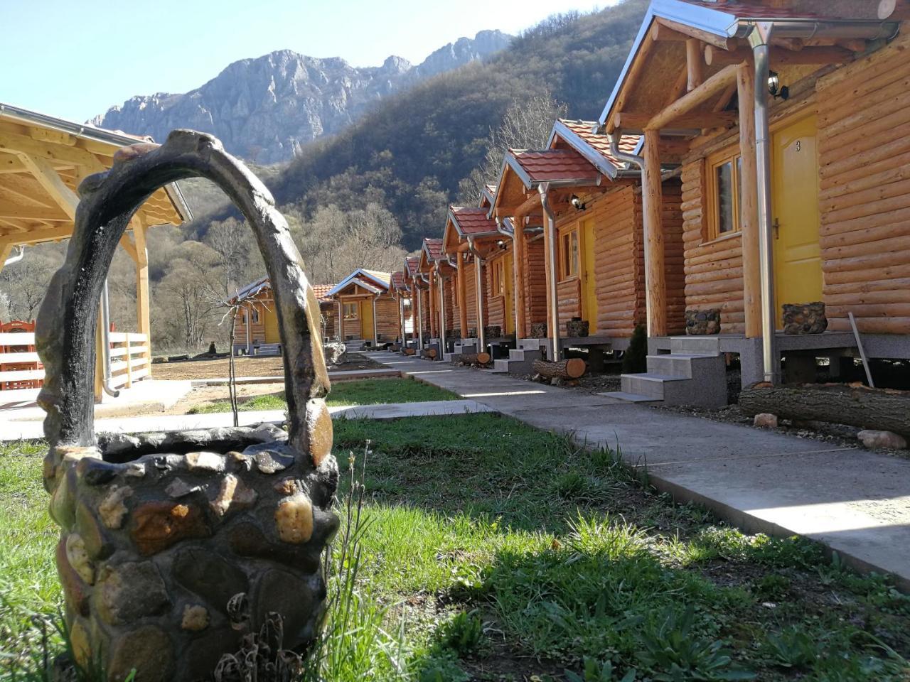 Hotel Juzni Vetar à Trnski Odorovci Extérieur photo