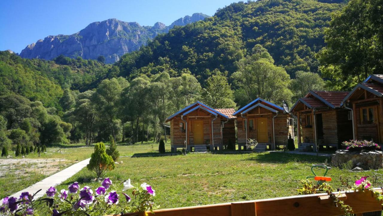 Hotel Juzni Vetar à Trnski Odorovci Extérieur photo